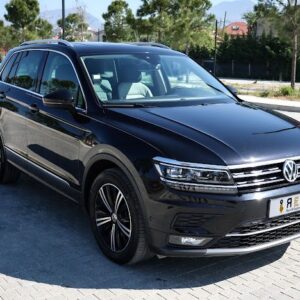 VOLKSWAGEN-TIGUAN